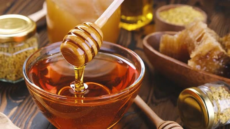 عسل چهل گیاه سبلان با شهد متنوع و رایحه ماندگار
